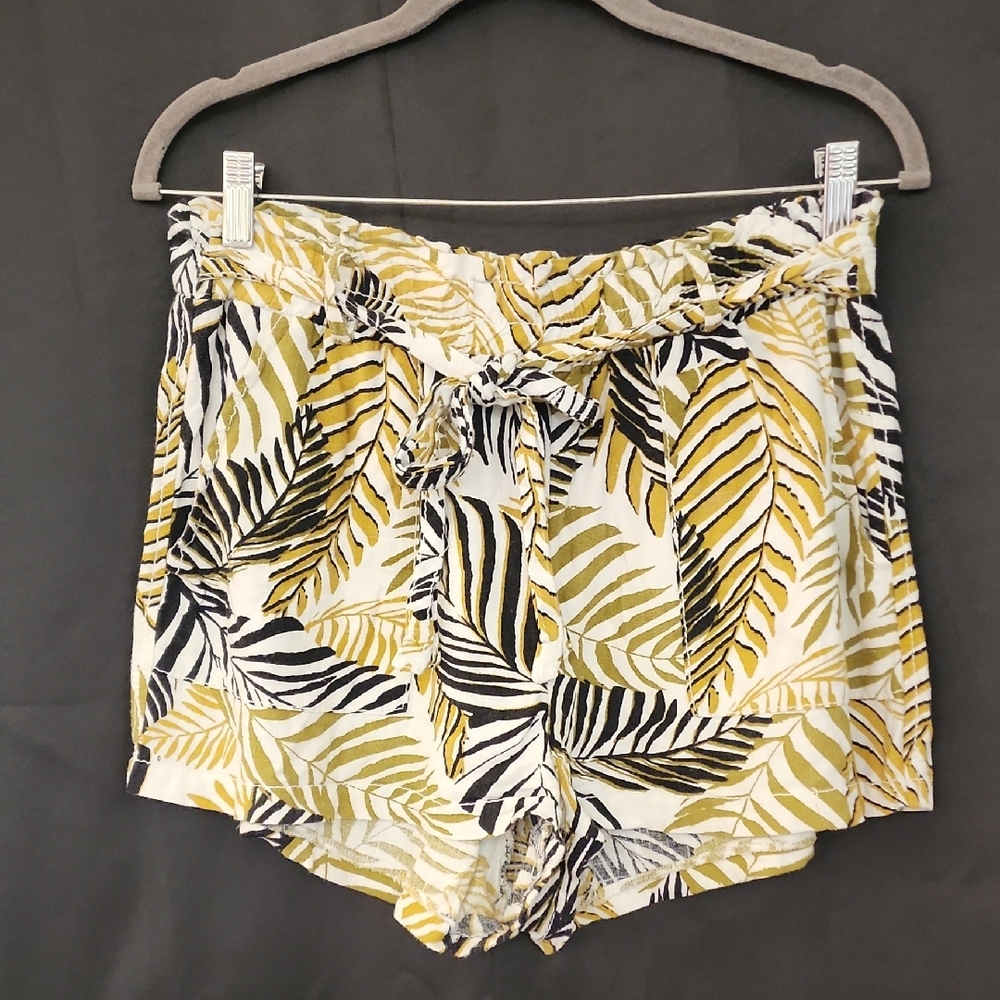 Cali1850 Oceanside Womens Linen Shorts
